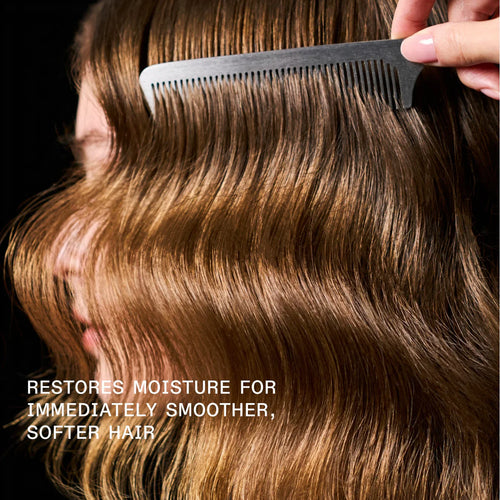 Load image 1 in gallery view. OLAPLEX 4-In-1 Moisture Mask benefits